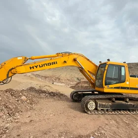 Caterpillar 300 Series 2005