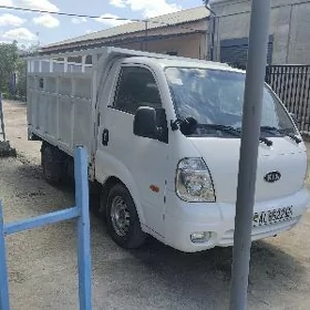Kia Bongo 2005