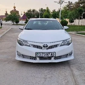 Toyota Camry 2013