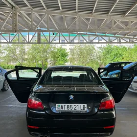 BMW E60 2005