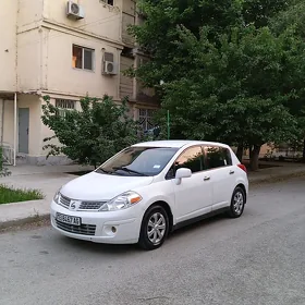 Nissan Versa 2010
