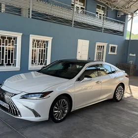 Lexus ES 350 2022
