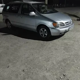 Toyota Sienna 2000
