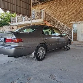 Toyota Camry 2000