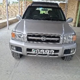 Nissan Pathfinder 2003