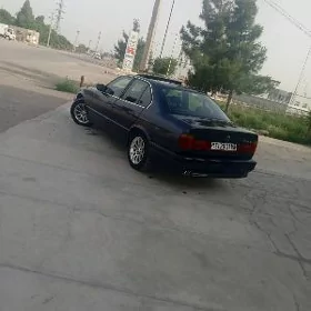 BMW 325 1989