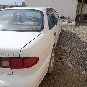 Hyundai Sonata 1995