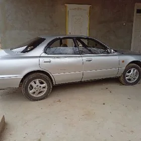Toyota Windom 1993