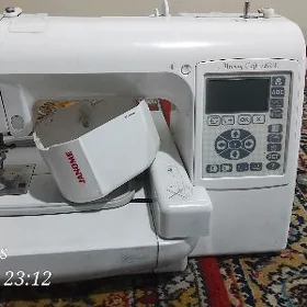 JANOME 230E
