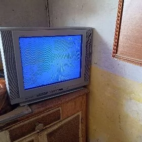 телевизорJVC