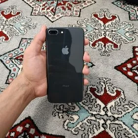 iPhone 8+