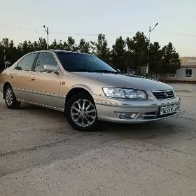 Toyota Camry 2001