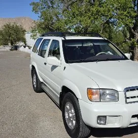 Nissan Pathfinder 2004