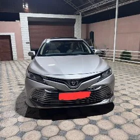 Toyota Camry 2018