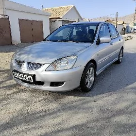 Mitsubishi Lancer 2004