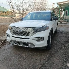 Ford Explorer 2022