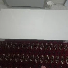 Nahar iyilyan stol