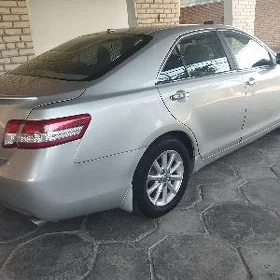 Toyota Camry 2010