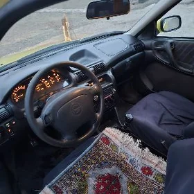 Opel Astra 1995