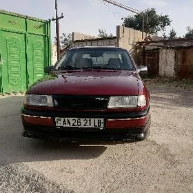 Opel Vectra 1992