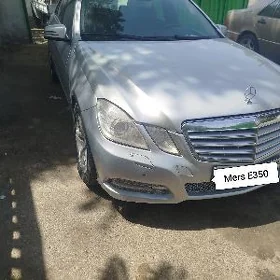 Mercedes-Benz E350 2010