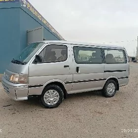 Toyota Hiace 1989