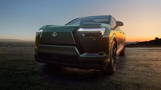 Lexus представила первый трёхрядный кроссовер TZ: 6 мест, 420 л.с., запас хода до 480 км