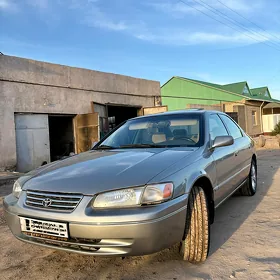 Toyota Camry 1998