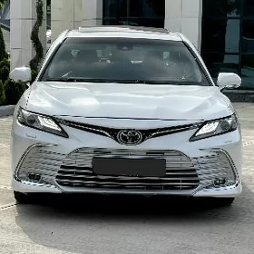 Toyota Camry 2020