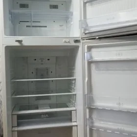 Холодильник LG