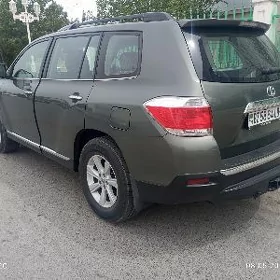Toyota Highlander 2013