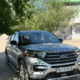 Ford Explorer 2021