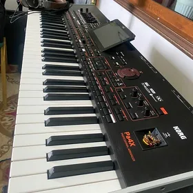 KORG PA 4