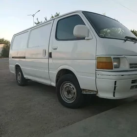 Toyota Hiace 1999