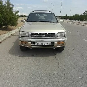 Nissan Pathfinder 1997