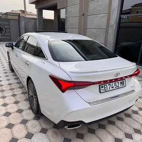 Toyota Avalon 2019