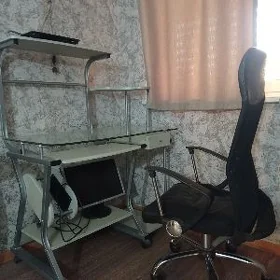 стол компьютерный