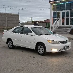 Toyota Camry 2004