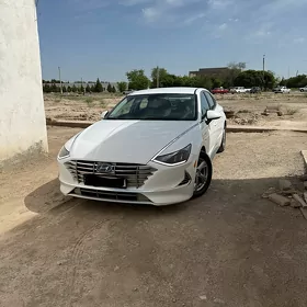 Hyundai Sonata 2021