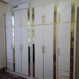 Mebel taze