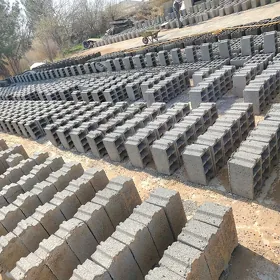 dowuk bahadan beton kerpic