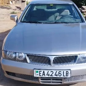 Mitsubishi Diamante 1996
