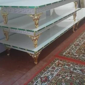 стол