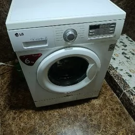LG