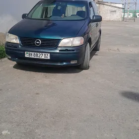 Opel Sintra 1999