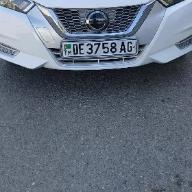 Nissan Versa 2020