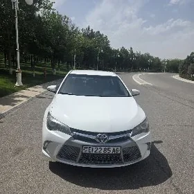 Toyota Camry 2016