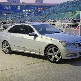 Mercedes-Benz E350 2010