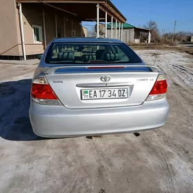 Toyota Camry 2005