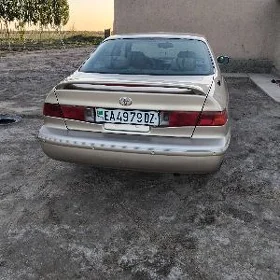 Toyota Camry 2001